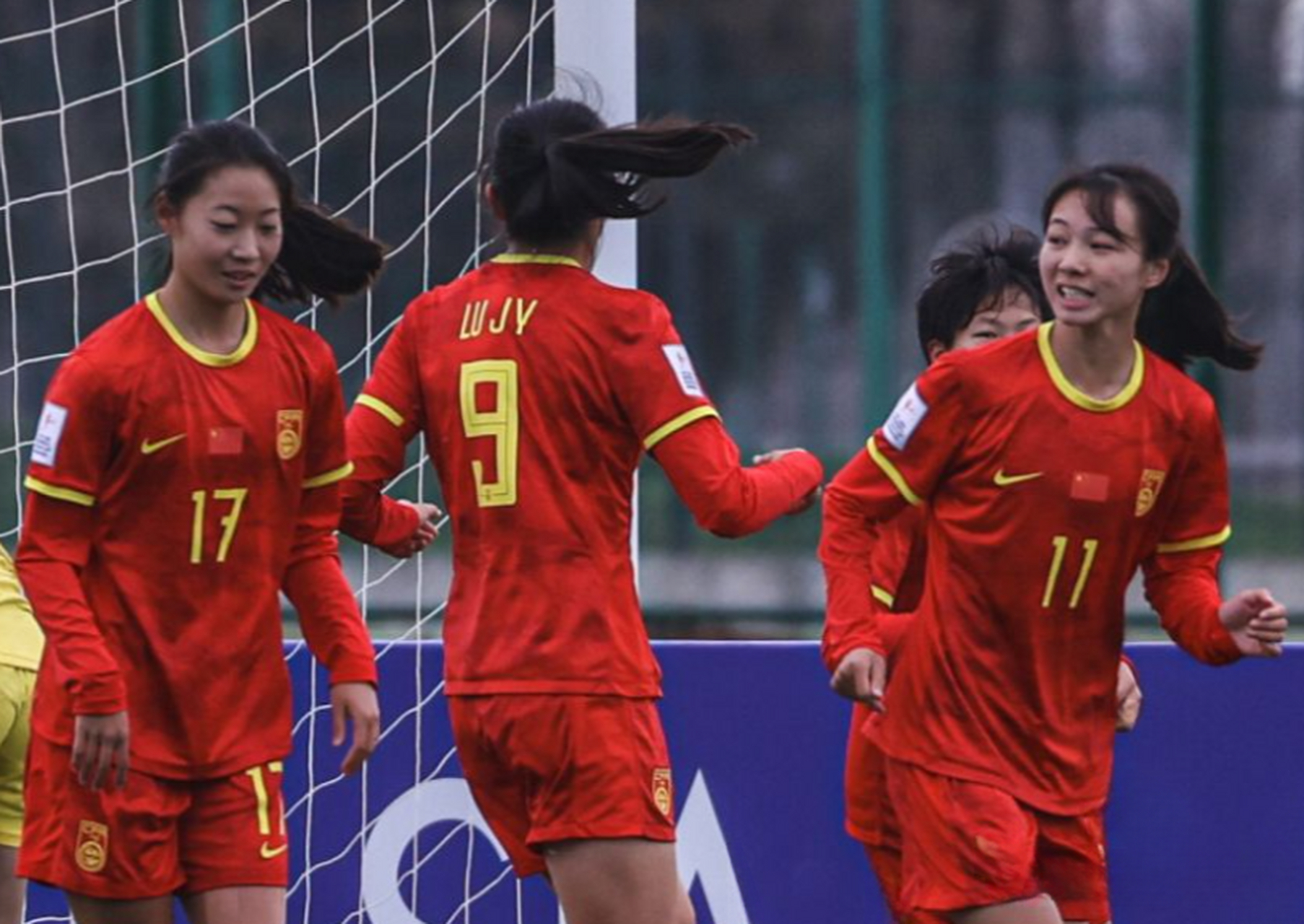 关于国际足坛热门：女足国家队国际比赛奋力一搏的信息
