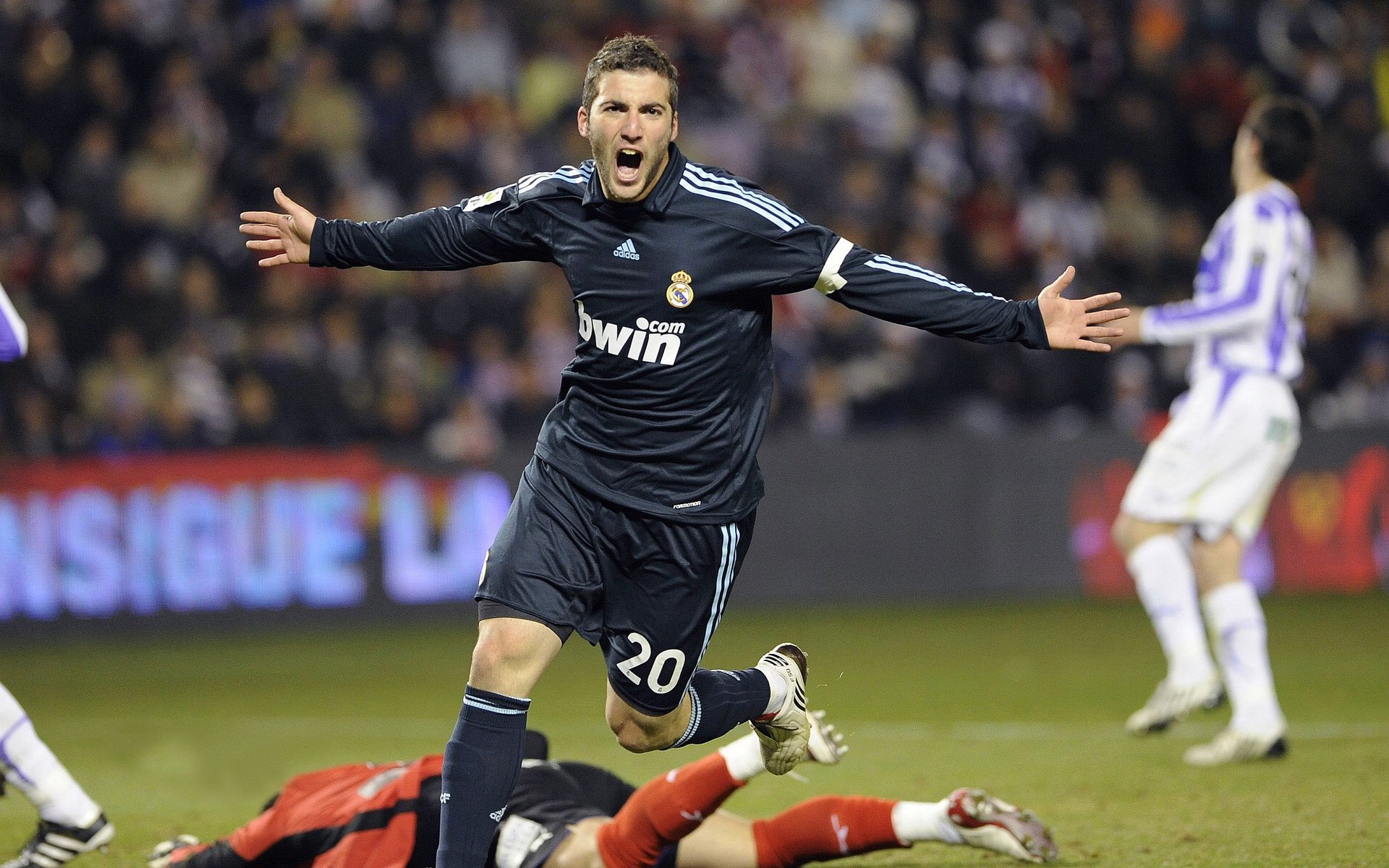 布伦森压制级发挥，主宰欧冠决赛之夜