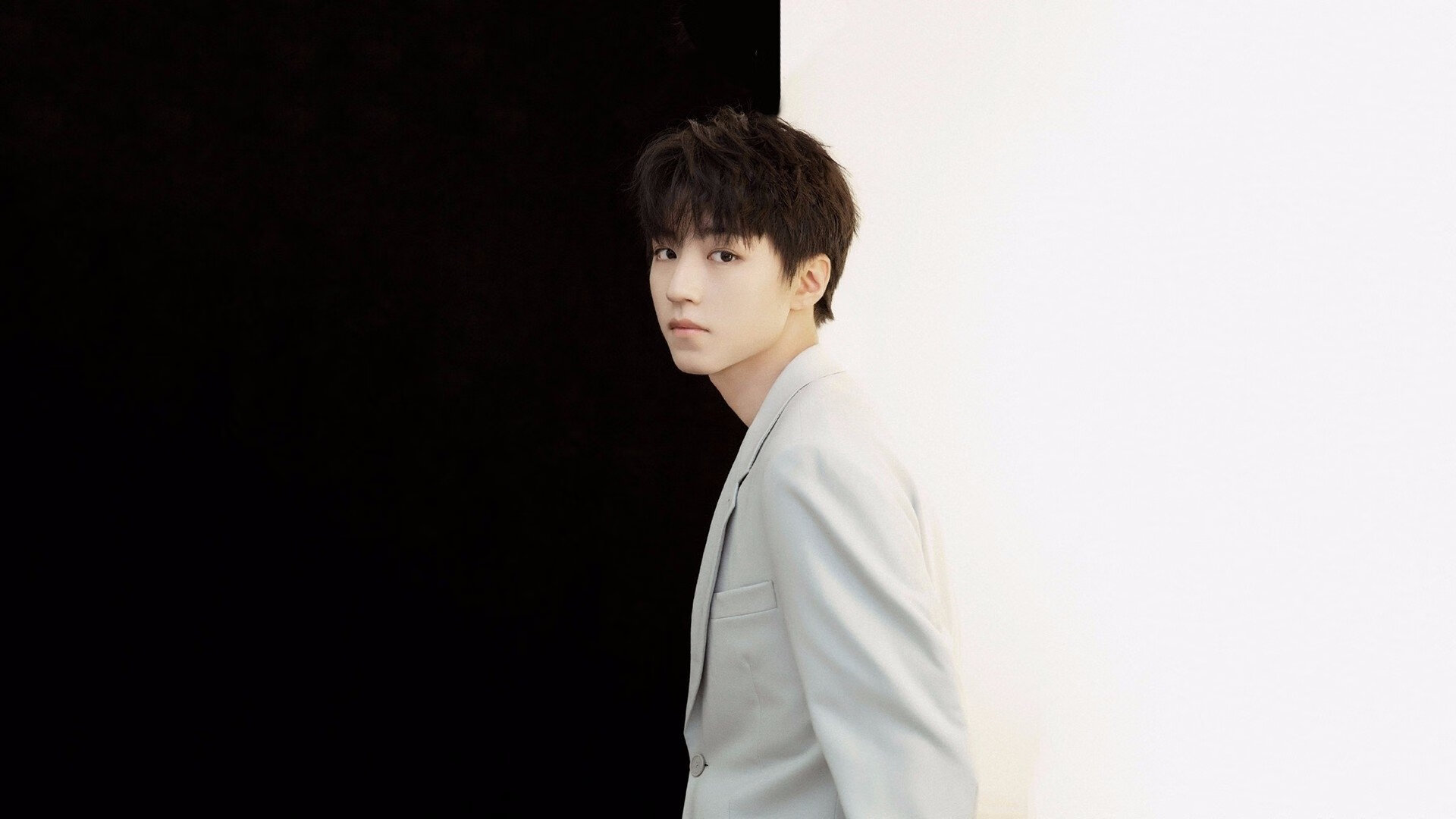 莱奥双重奏，三狮冲垮亚特拉斯雄狮